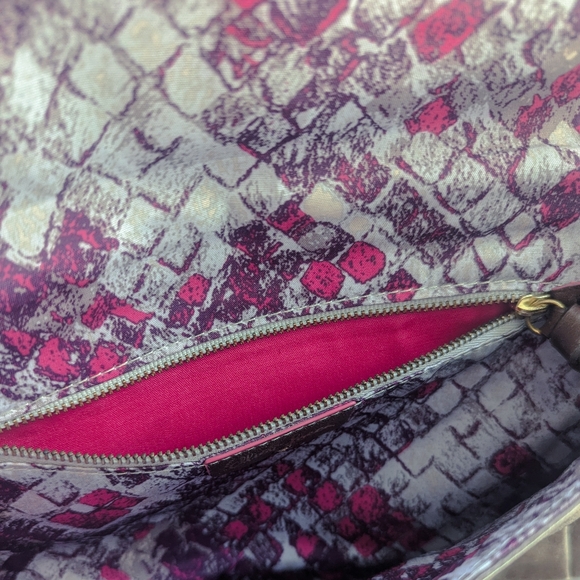 Elliott Lucca Brown Genuine Leather Crossbody Strap Purse - Picture 2 of 10